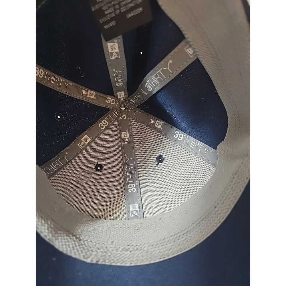 Tennessee Titans Hat Medium-Large New‎ Era NFL